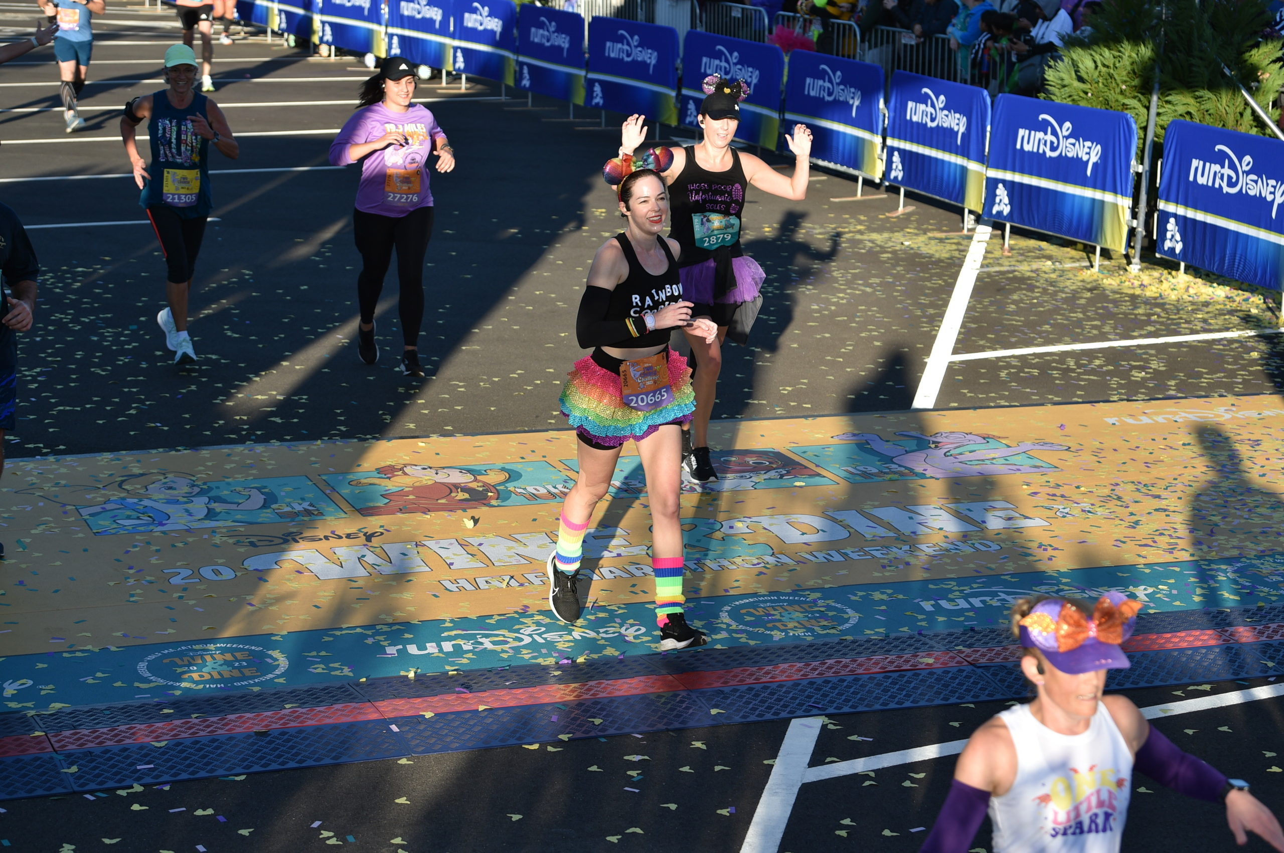 Wine and Dine Half Marathon finish line